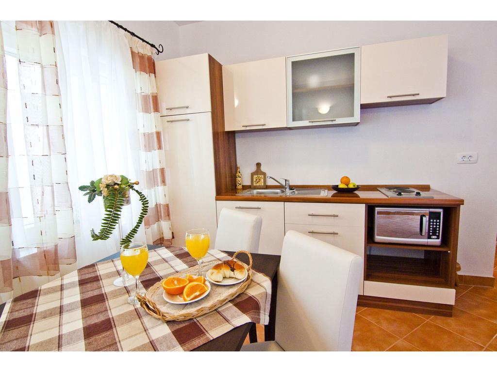Apartments Cambi Kaštela Oda fotoğraf